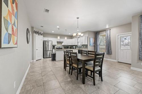 Spacious Grand Prairie Getaway