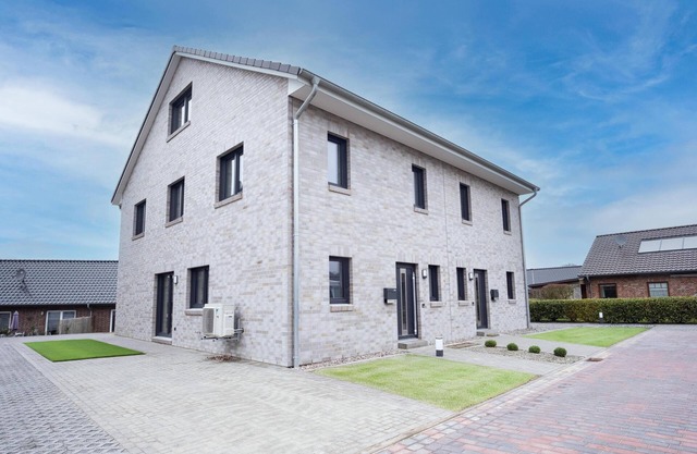 Spacious holiday/fitter's house Wackenhuus 6 in Albersdorf for up to 6 people