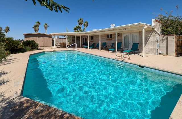 Spacious home w/private pool & optional pool heat, large yard