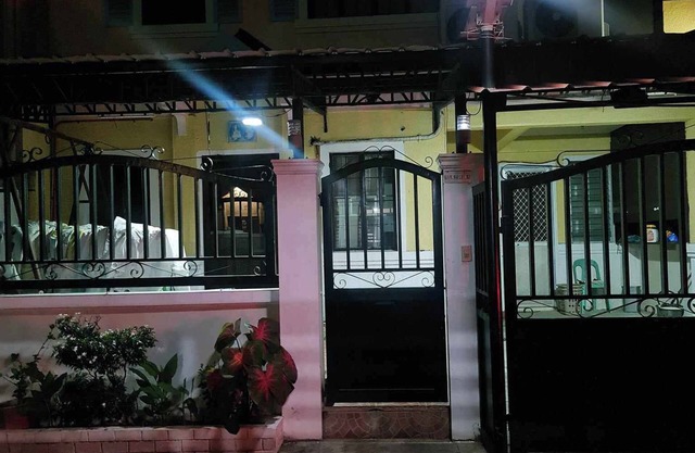 Spacious home with fast internet connection! Near commercial establishments