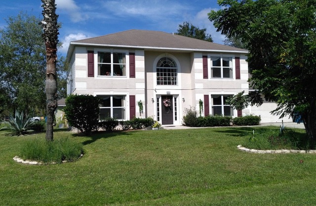 Spacious home with heated pool, near to all amenities