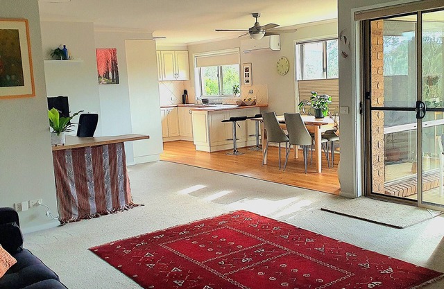 Spacious house 5 minutes drive to the beach