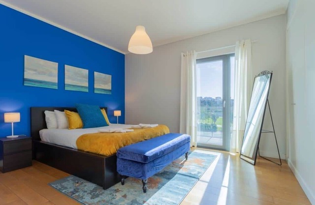 Spacious Lisbon Haven w/Lift & Garage