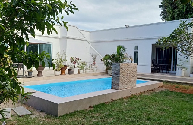 Spacious luxury villa with private pool, gardens on Koh Chang, Thailand