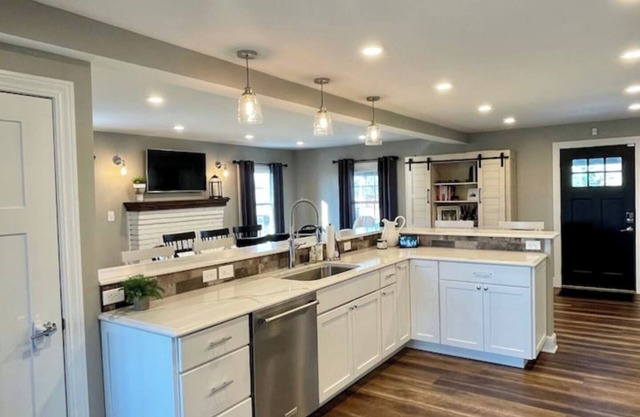Spacious, Modern 4 BR/3 Bath Home