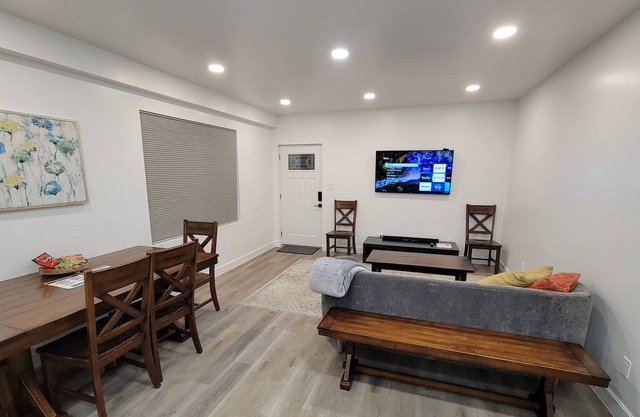 Spacious & Modern Apartment