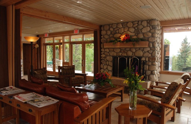Spacious Mountain Getaway | Hot Pools Access!