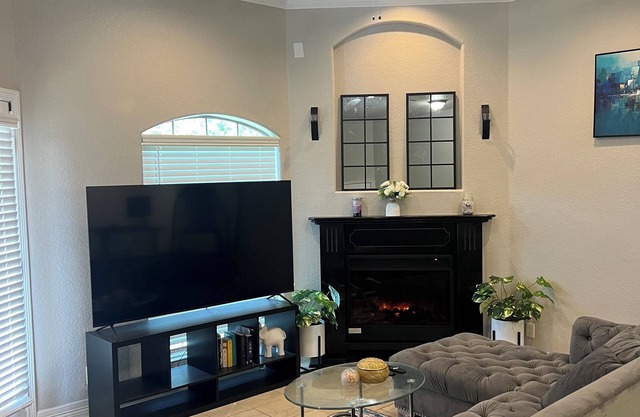 Spacious One-Bedroom Apartment