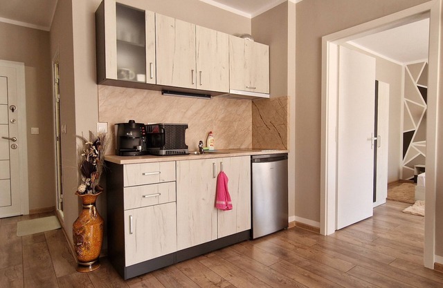 Spacious one-bedroom apartment in beautiful Nessebar with WiFi, air conditioning