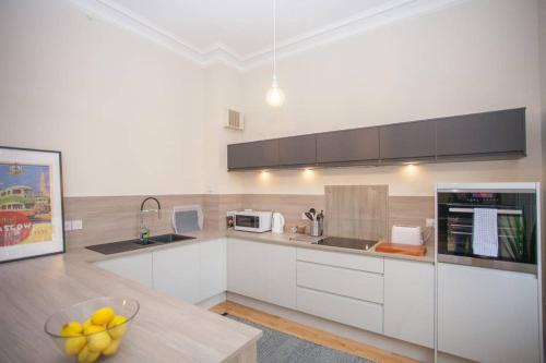 Spacious Period Property in Glasgow