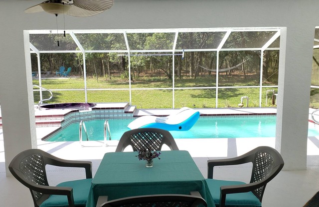 Spacious Pool Home Retreat