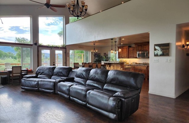 Spacious Riverside Four Bedroom Retreat