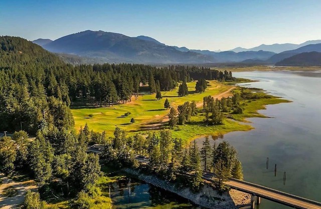 Spacious RV in welcoming Harrison Mills BC-Golf / Fishing / Outdoor activities!