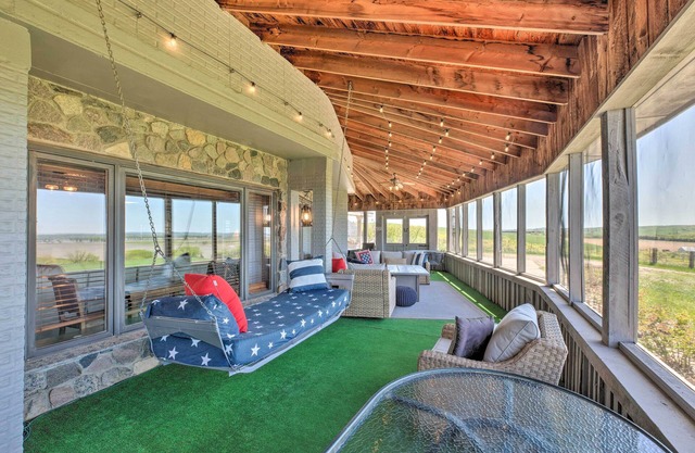 Spacious, Scenic Wagner Haven w/River Access
