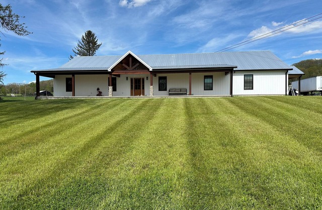 Spacious & serene country location with cozy at home familiarity.