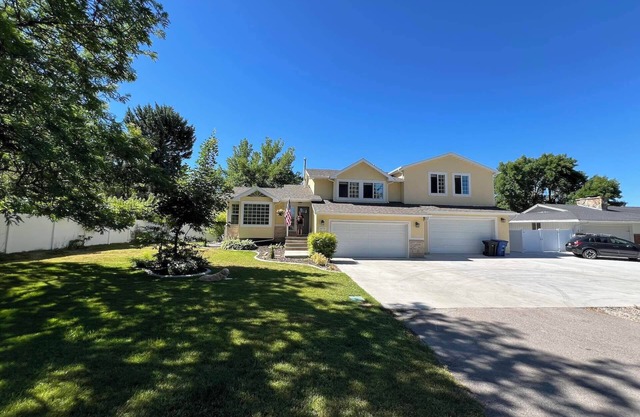 Spacious studio apartment near Utah State University, Logan-Utah