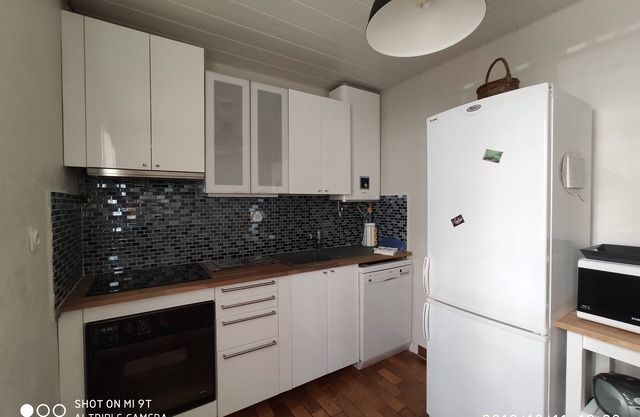 Spacious T2 in the heart of Gap classified 2 *