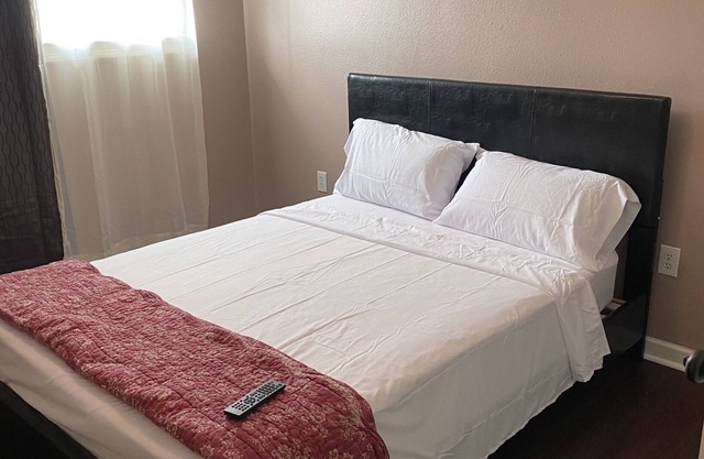 Spacious Two Bedroom NOLA Home 10-Minutes from Fairgrounds for Jazz Fest