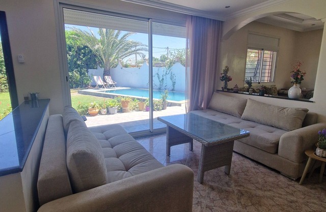 Spacious villa with pool near Casablanca airport