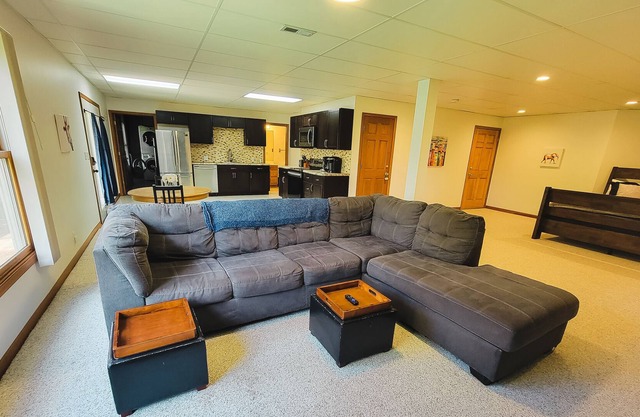 Spacious walkout by Fox River Trail 75" TV & Fast Internet
