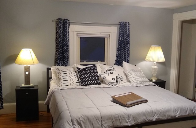Spacious yet cozy 3 bedroom unit close to it all