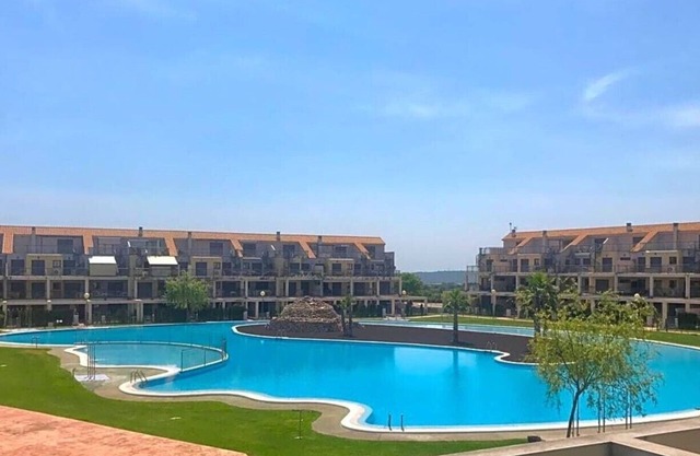 SPAIN: VINAROS - SANT JORDI: Nice apartment for 6 people with magnificent views.