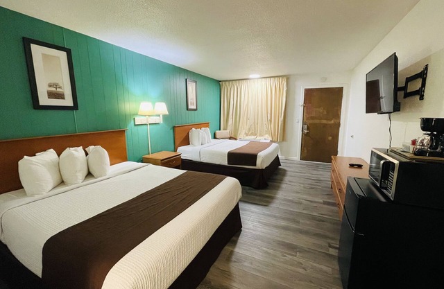 Sparta Inn