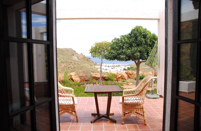 "SPECIAL OFFER" Villa with pool overlooking the sea