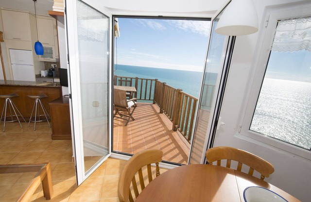 SPECIAL PRICES! Three Terraces with Magnificent views - AC Wifi -Pool