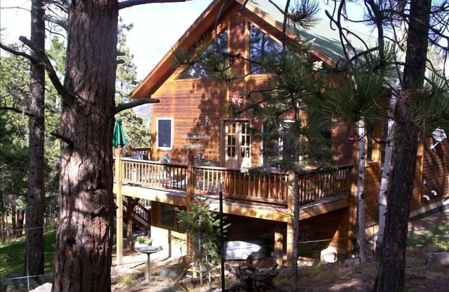 Spectacular Colorado Mtn Home-Enjoy Mtn Views & Serenity