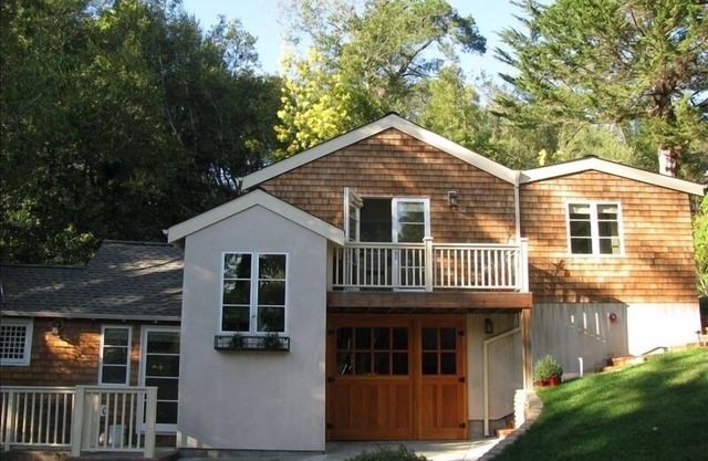 Spectacular Cottage Minutes from Town, Trails, and Biking!