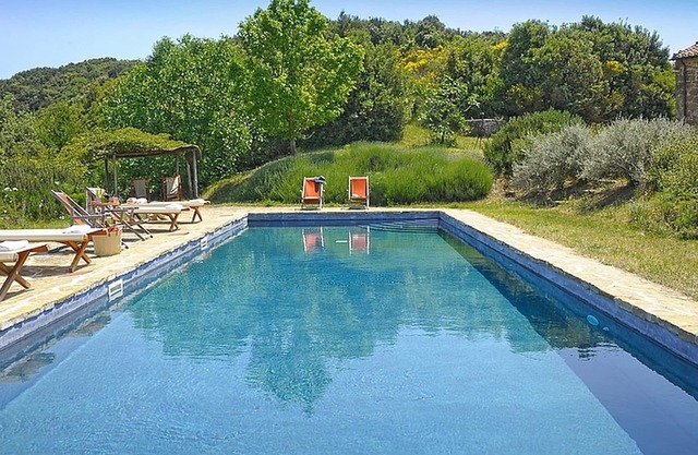 SPECTACULAR Nature Oasis Farmhouse w/Hilltop Panoramic Views, Saltwater Pool