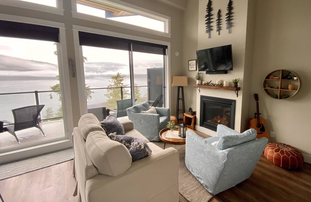 Spectacular Ocean View Luxury 2 Bedroom 2 Full Bathroom