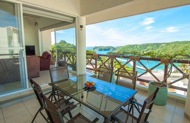 Spectacular Ocean View Condo | Cruz Del Mar