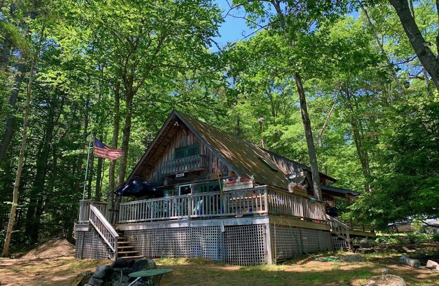 Spectacular Private Lakefront Cabin on Maine's Wilson Pond