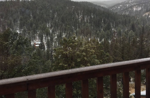 Spectacular property in Cedar Creek with fabulous Mountain View’s