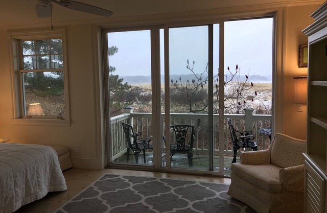 Spectacular Setting In The Dunes, 360' Views, Private Beach, Amazing House!