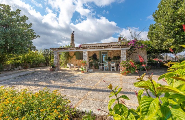Splendid sea view villa with large garden near Santa Maria di Leuca