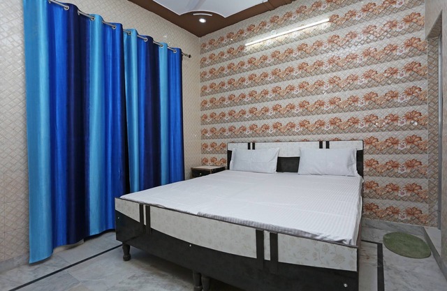 SPOT ON 37780 Hotel Doon Sabri