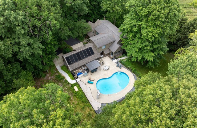 Sprawling 14.75 acre destination with private pool and hot tub