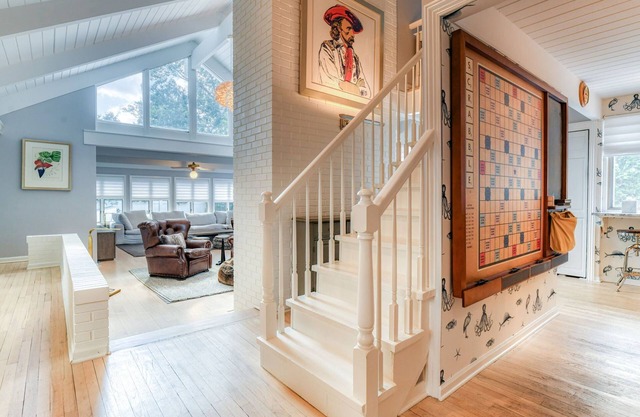 Spring Lake Luxury - Saltwater Pool & Outdoor Sauna - close to North End Beach