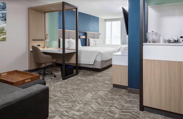SpringHill Suites Kansas City Airport