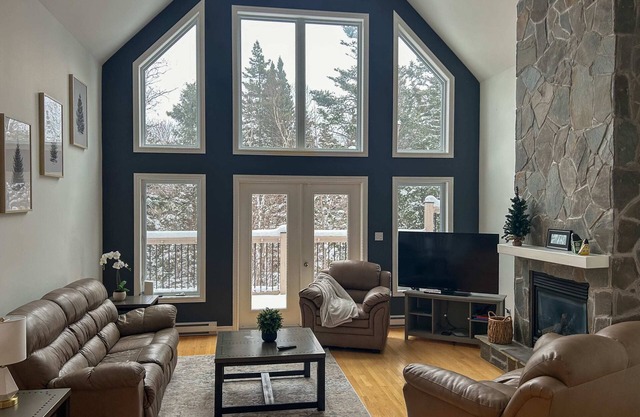 Spruce Grove Chalet - Humber Valley Resort