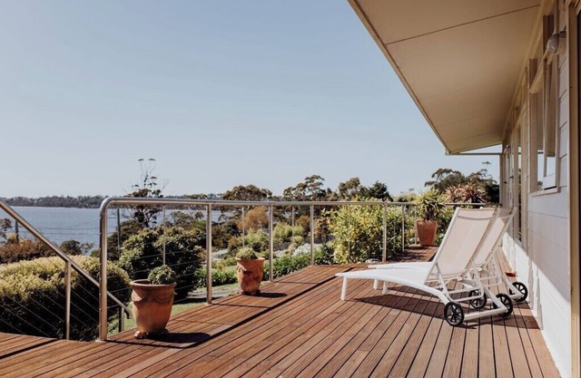 St Helens shack with pool and water views