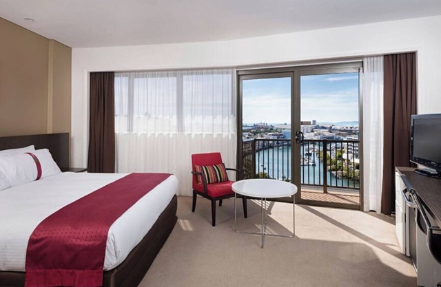 Standard King Room Townsville CBD