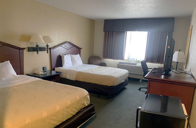 Standard Queen Room with Two Queen Beds Non - Smoking