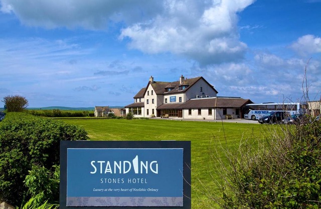 Standing Stones Hotel