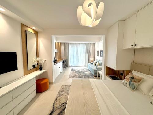 STAR Apartments