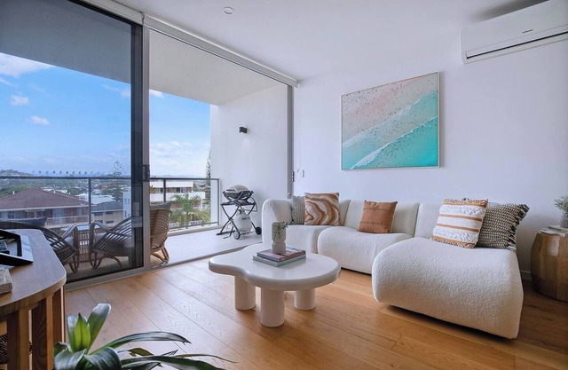 Starlit Palms Chic Poolside Haven by the Beach