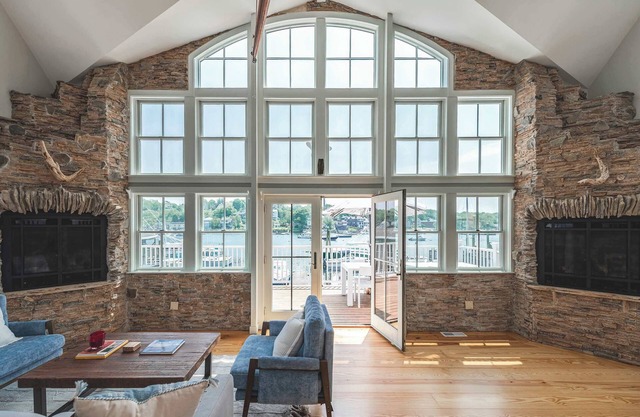 Stay at Smith Cove: Rare Gloucester Waterfront Retreat
